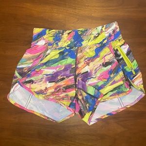 Lululemon Tracker Short 4”